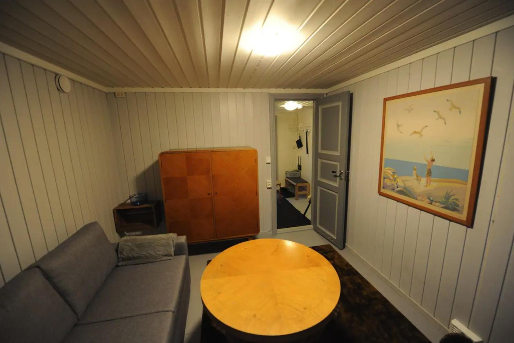 Sjarmerende Historisk Midt I Apartment